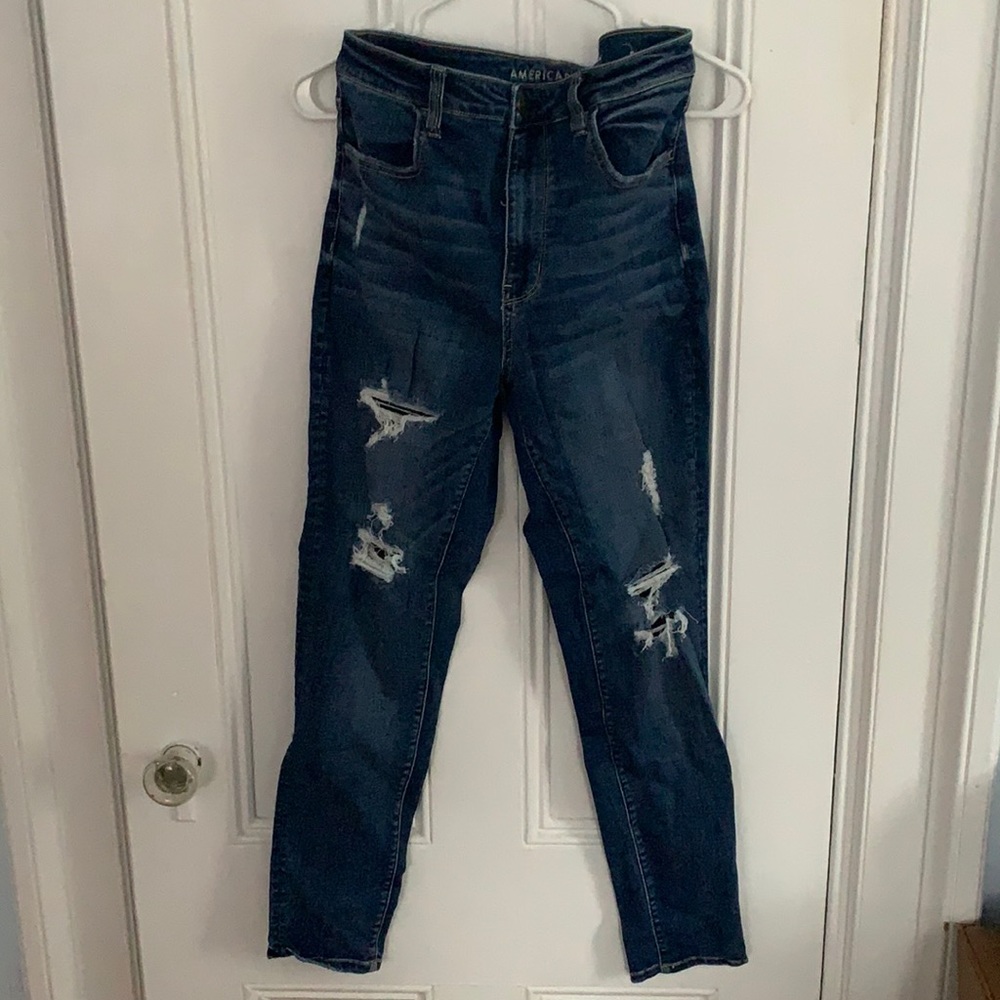 American Eagle high-waisted, ripped skinny jeans